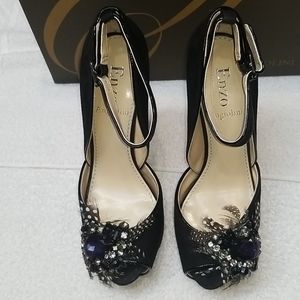 Enzo Angiolini Eathaddea platform pump